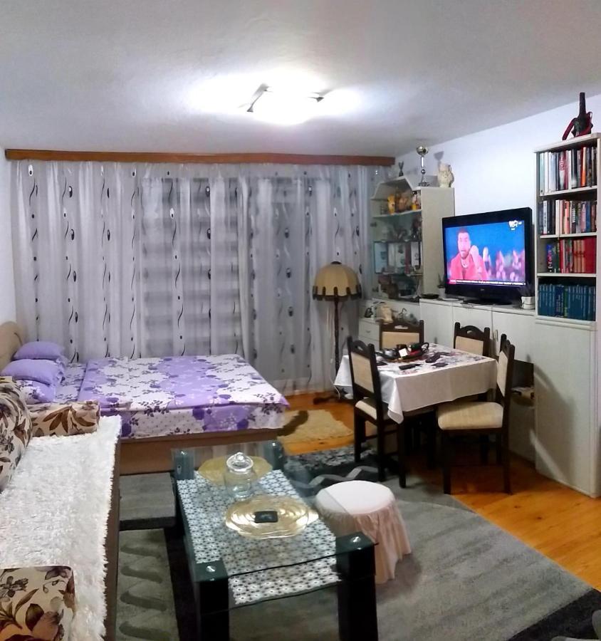 Apartmani Gs ***** Zavidovici Zewnętrze zdjęcie
