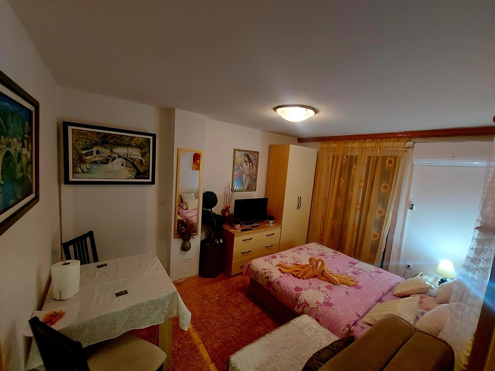 Apartmani Gs ***** Zavidovici Zewnętrze zdjęcie
